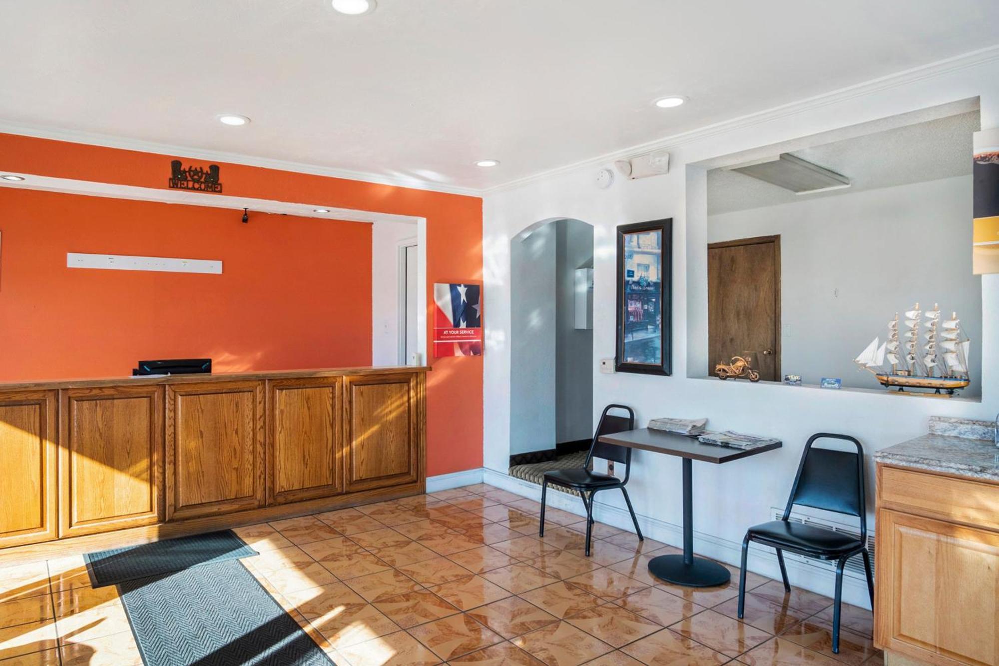 Oyo Townhouse Dodge City Ks Εξωτερικό φωτογραφία