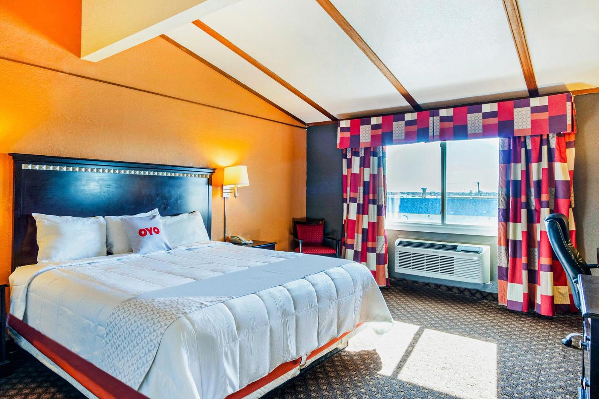 Oyo Townhouse Dodge City Ks Εξωτερικό φωτογραφία