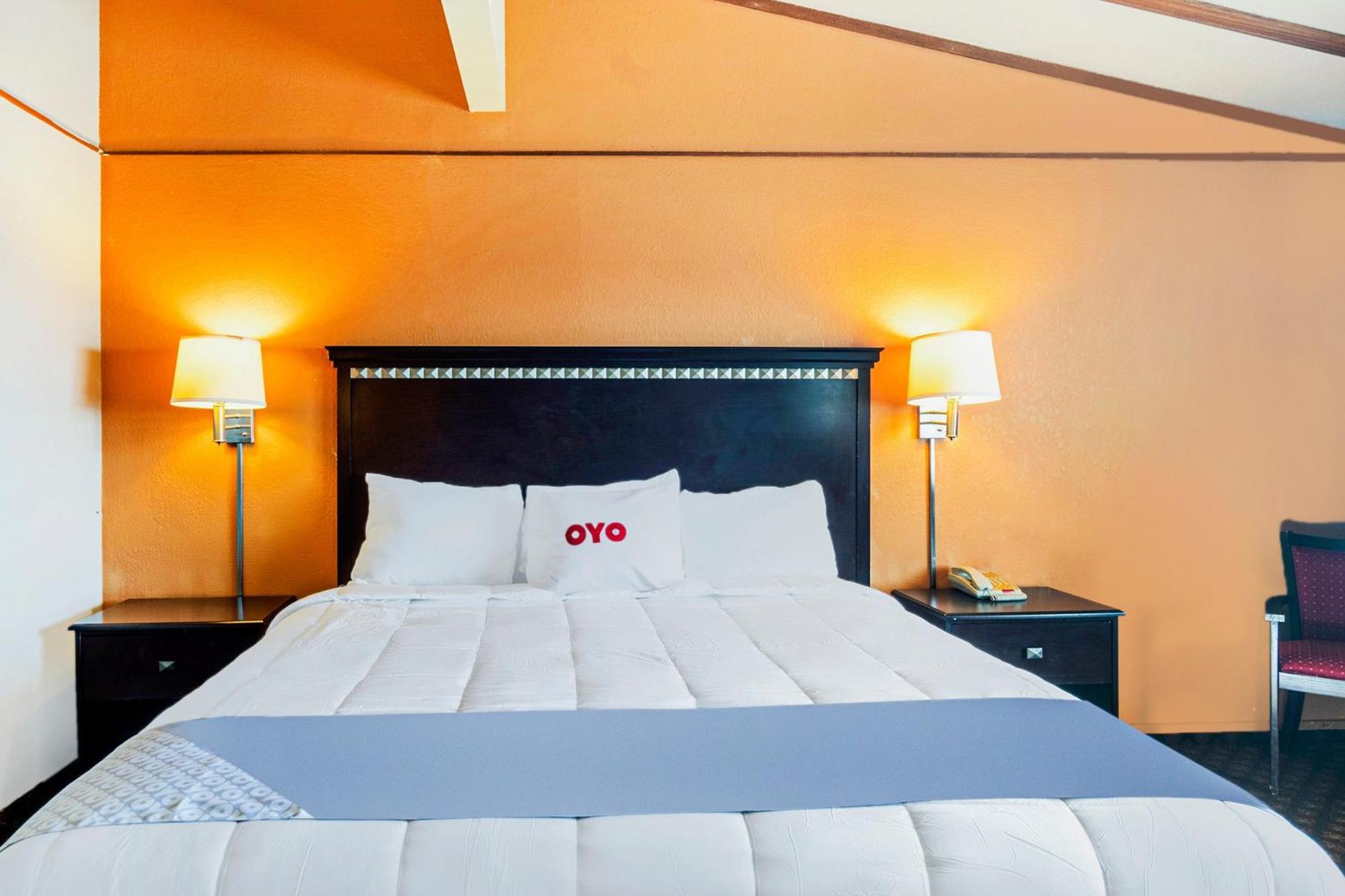 Oyo Townhouse Dodge City Ks Εξωτερικό φωτογραφία