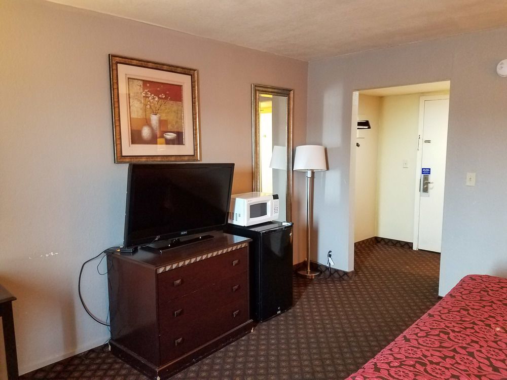 Oyo Townhouse Dodge City Ks Εξωτερικό φωτογραφία